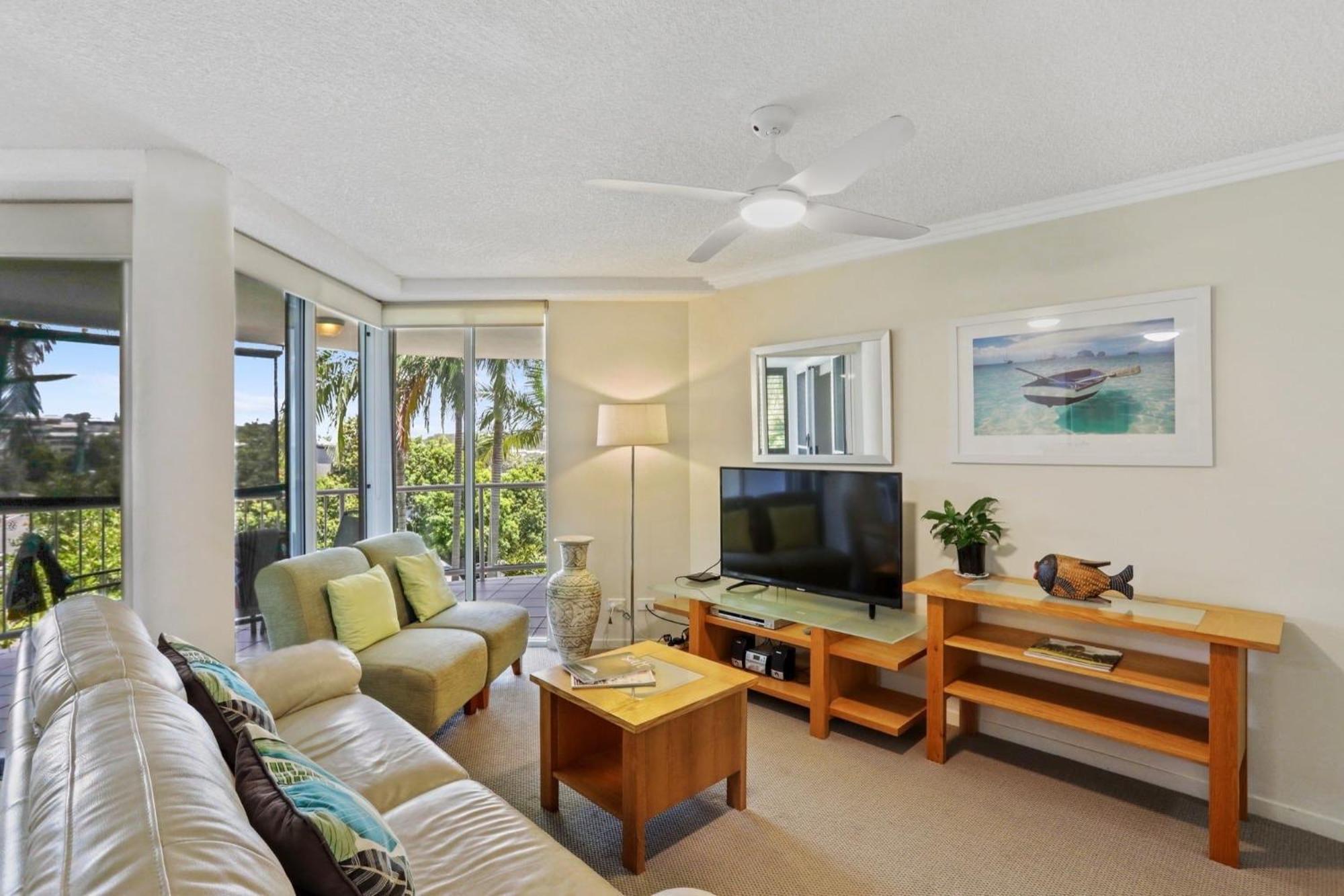Ocean Vista On Alex Aparthotel Alexandra Headland Exterior photo