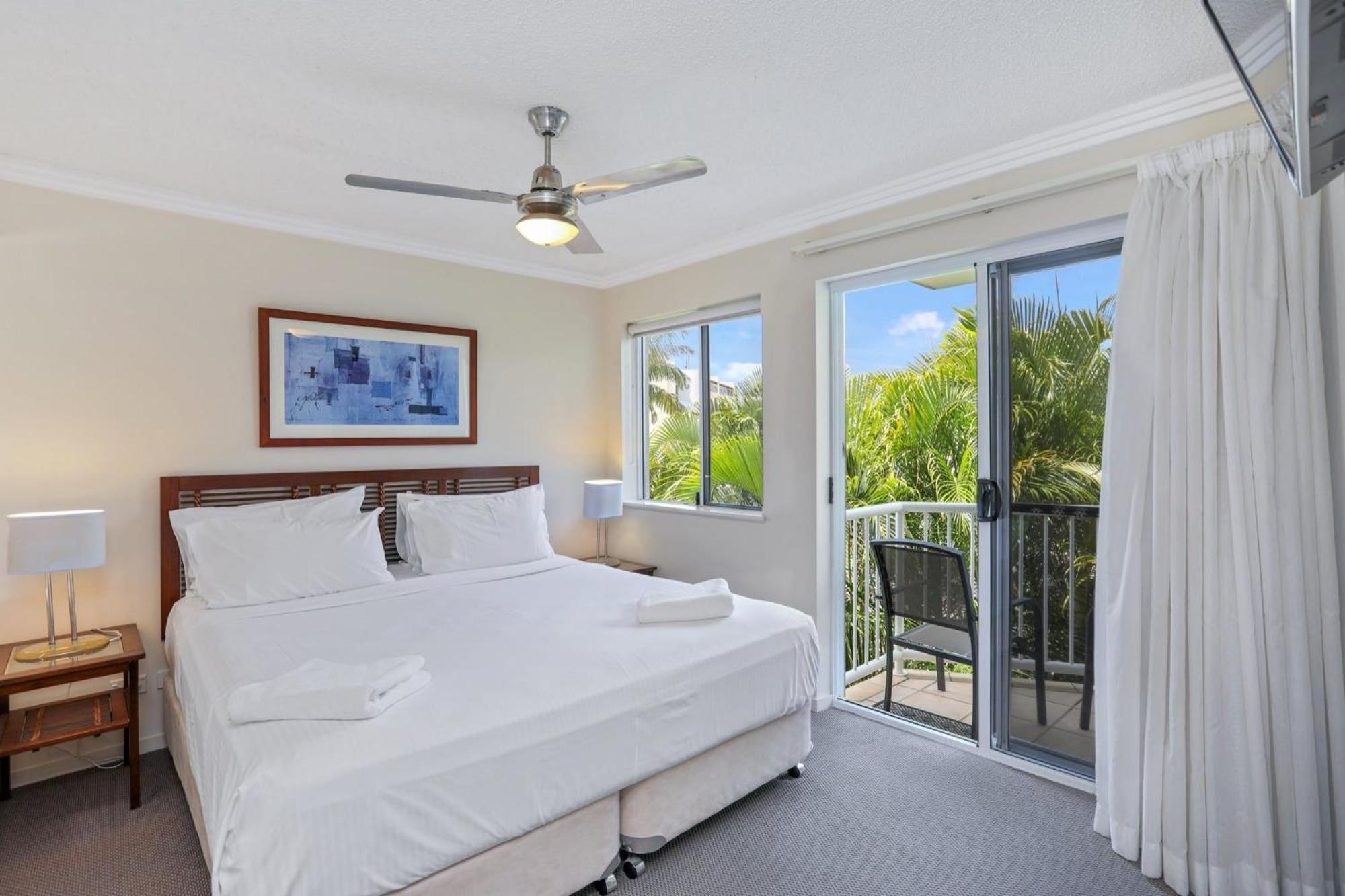 Ocean Vista On Alex Aparthotel Alexandra Headland Exterior photo