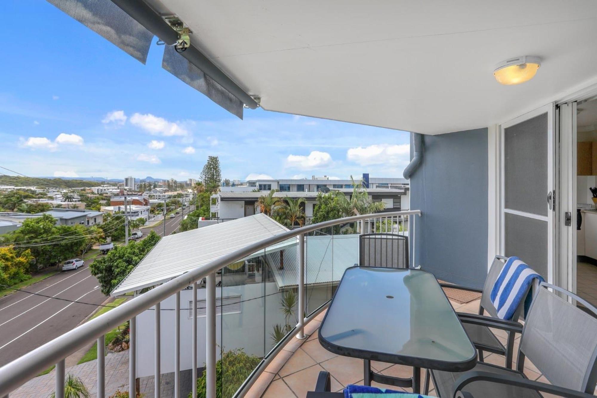 Ocean Vista On Alex Aparthotel Alexandra Headland Exterior photo