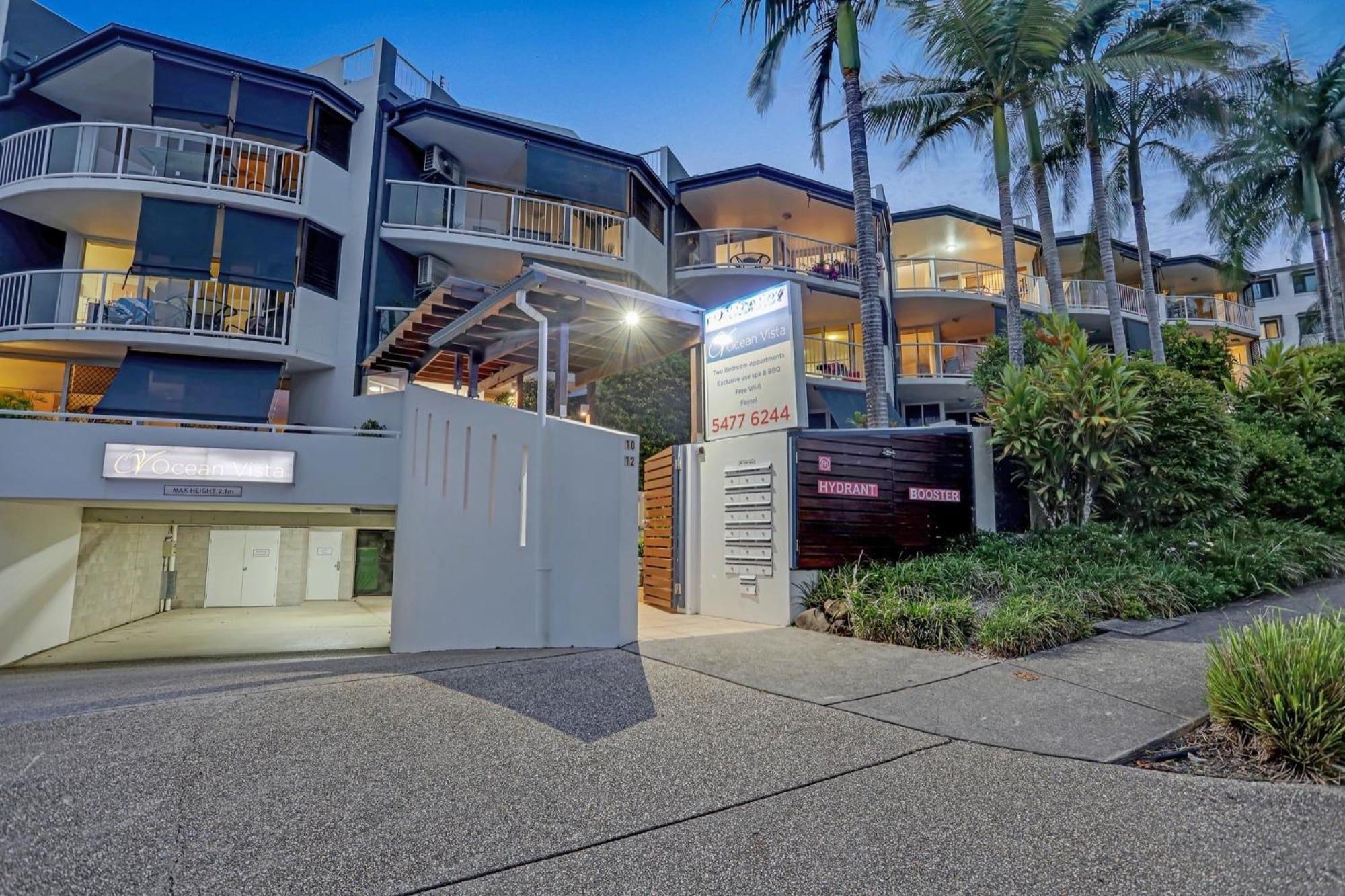 Ocean Vista On Alex Aparthotel Alexandra Headland Exterior photo