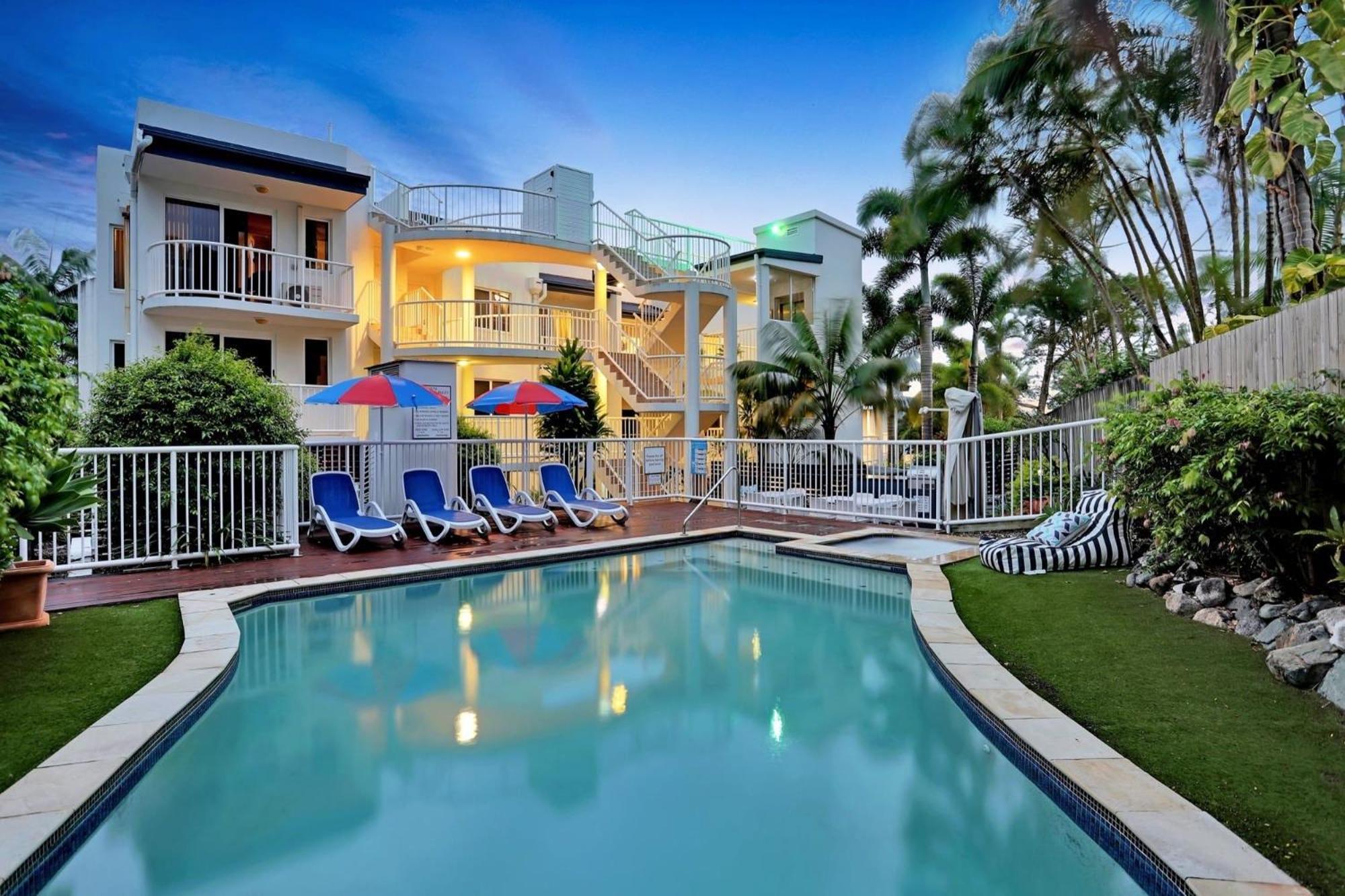 Ocean Vista On Alex Aparthotel Alexandra Headland Exterior photo